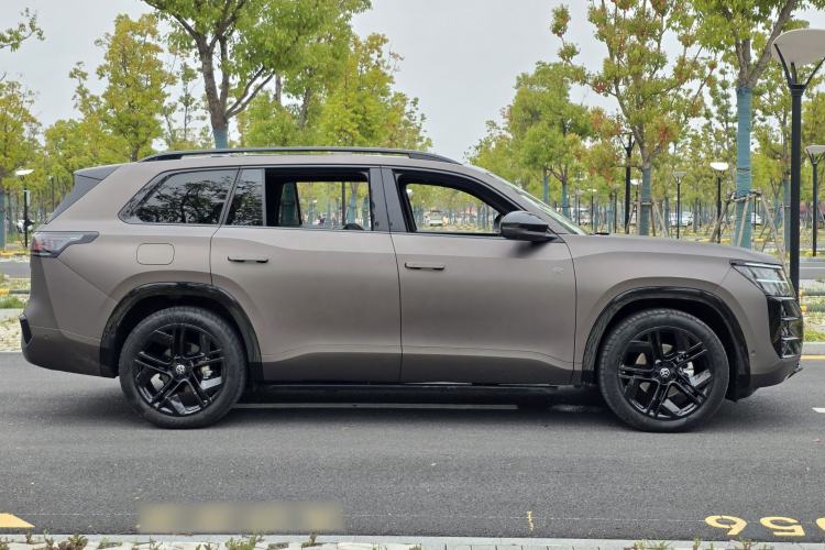 Used Volkswagen Teramont 2025 Tiguan Pro 450TSI Four-Wheel Drive Summit Edition
