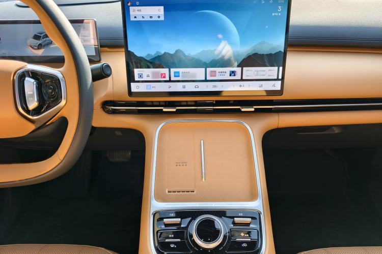 Used Geely Galaxy Galaxy Xingjian 7 EM-i 2025 120km Exploration+ Version