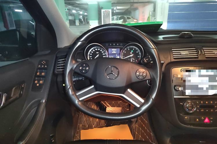 Used Mercedes-Benz R-Class 2017 R 320 4MATIC Luxury Collection Edition