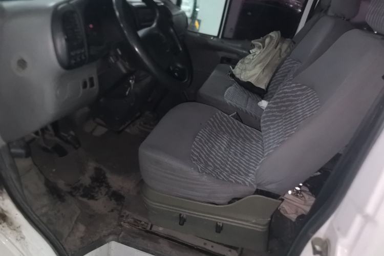 Used Ford Classic Transit 2013 2.8T Diesel Van Short Wheelbase Mid-Roof Model JX493ZLQ3A Left Front Seat