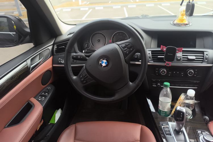Used BMW X3 2013 Facelifted xDrive20i Luxury Edition Steering Wheel