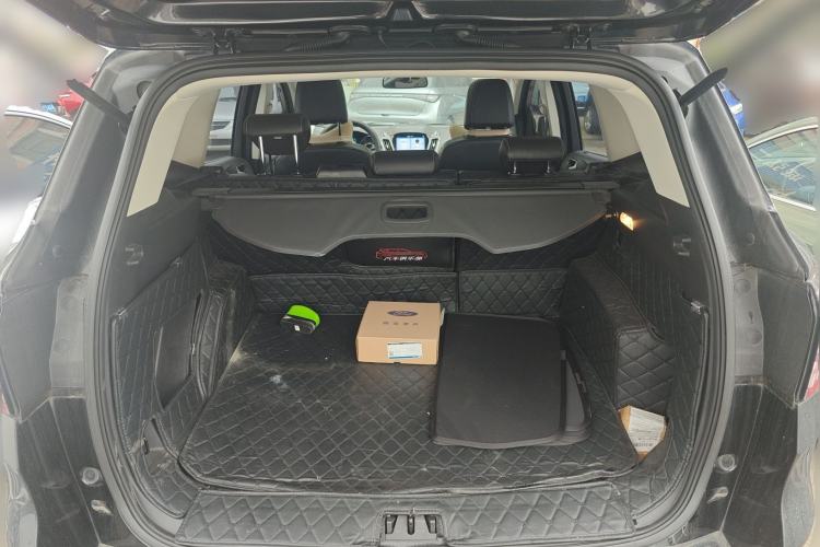 Used Ford Kuga 2019 EcoBoost 180 Two-Wheel-Drive Platinum Edition China VI Standard