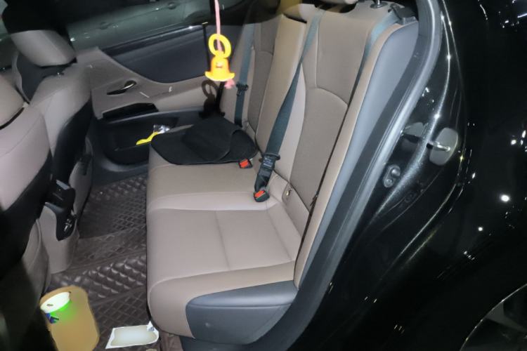 Used Lexus ES 2023 200 Excellence Edition