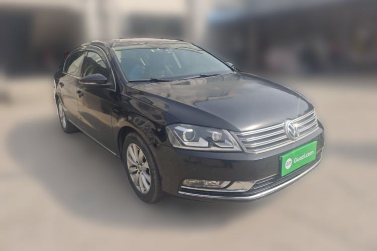 Used Volkswagen Magotan 2013 1.8TSI Luxury Model Front Right 45 Deg