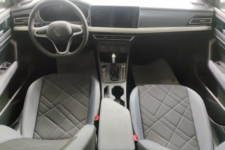 Used Volkswagen Lavida 2023 Revised 1.5L Automatic DeYi Edition Center Console