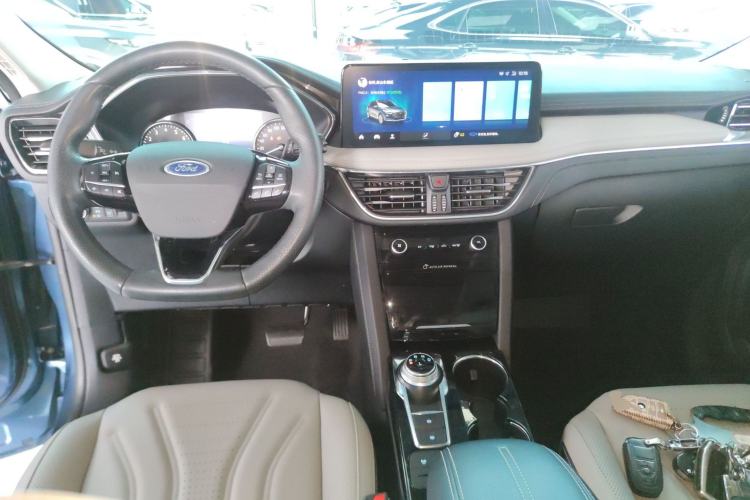 Used Ford Escape 2020 EcoBoost 245 Two-Wheel-Drive Titanium Edition Center Console