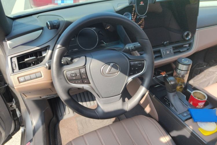 Used Lexus ES 2025 200 Premium Edition