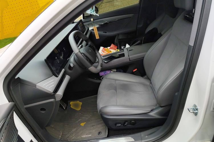 Used VOYAH PASSION 2024 PHEV Four-Wheel Drive Ultra-Long Range Executive Edition