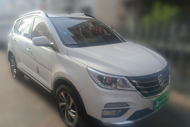 Used Baojun 560 2017 Rhythmic Edition 1.8L iAMT Prestige Model