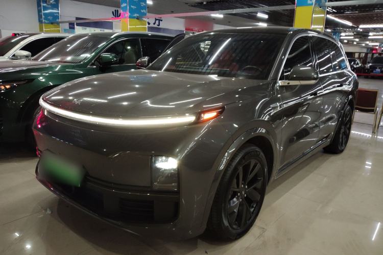 Used Li Auto L8 2023 Pro Model
