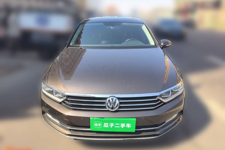 Used Volkswagen Magotan 2018 330TSI DSG Luxury Model
