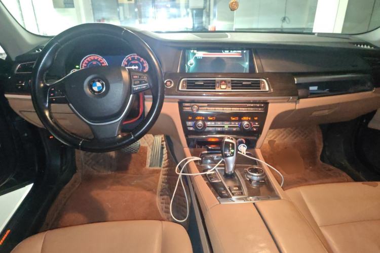Used BMW 7 Series 2013 730Li Leading Model Center Console