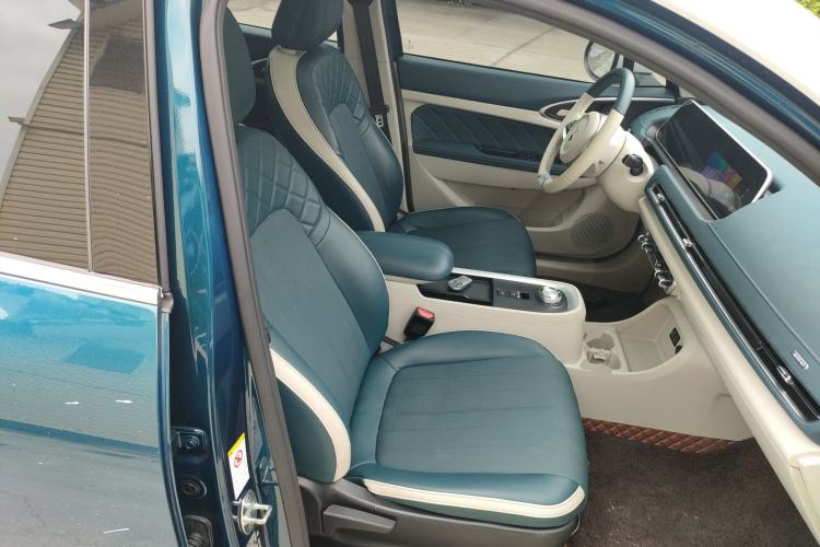 Used ORA Good Cat 2021 400km Standard Range Athena Edition Lithium Iron Phosphate Right Front Seat