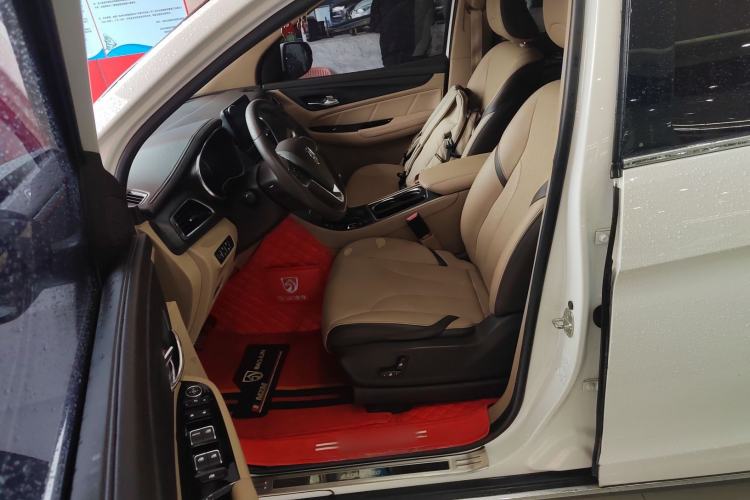 Used Baojun 730 2017 1.8L iAMT Prestige Version 7 Seats