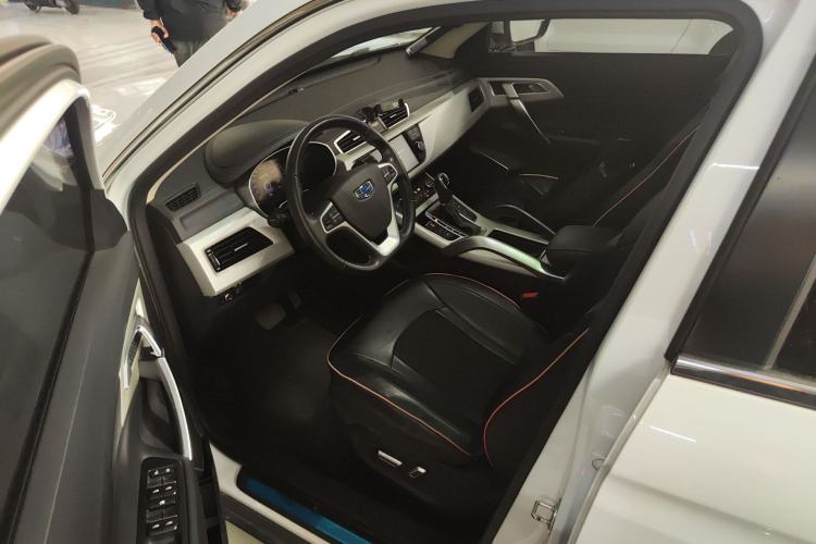 Used Geely Auto Emgrand X7 Sport 2018 1.8TD Automatic Two-Wheel Drive Smart Connect 4G Internet Edition