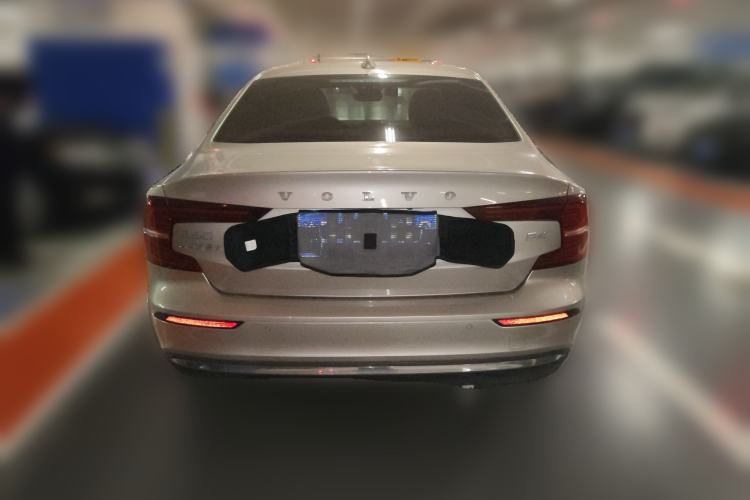 Used Volvo S60 2023 B4 Zhiyuan Luxury Edition
