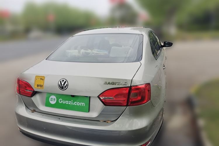 Used Volkswagen Sagitar 2012 1.6L Manual Fashion Edition Rear