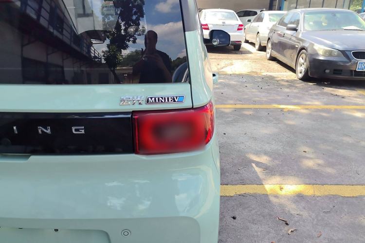 Used Wuling Hongguang MINIEV 2022 Macaron Premium Model – Lithium Iron Phosphate