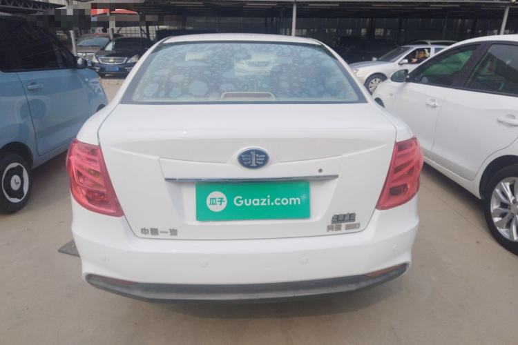 Used Bestune B50 2013 1.6L manual Comfort trim level Rear