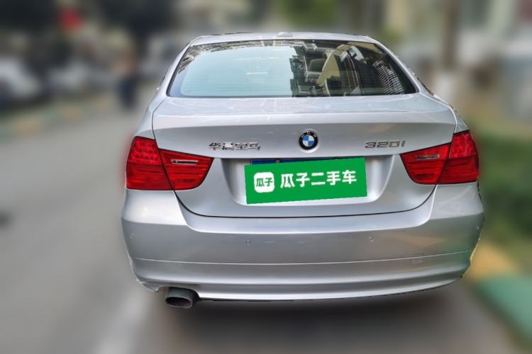 Used BMW 3 Series 2011 320i Luxury Edition
