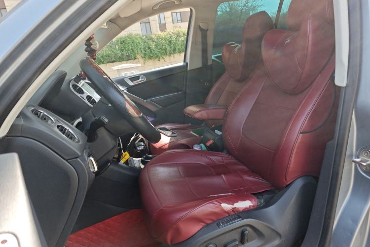 Used Volkswagen Tiguan 2010 2.0 TSI Automatic All-Wheel Drive Flagship Edition Left Front Seat