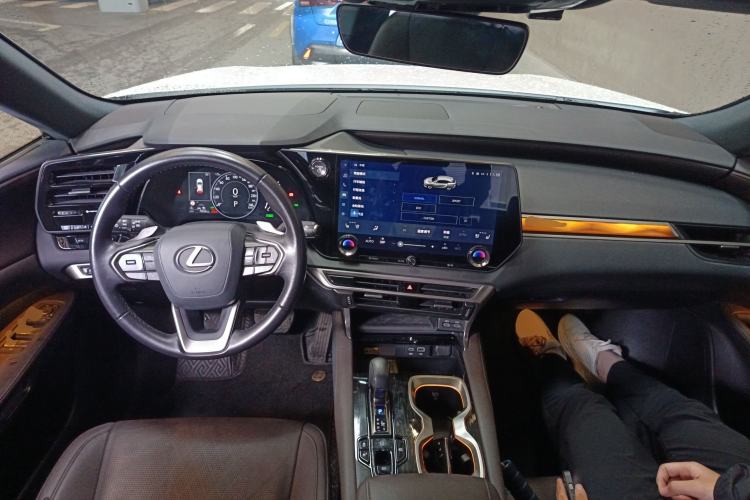 Used Lexus RX 2023 350h Four-Wheel Drive Enjoyment Version Center Console