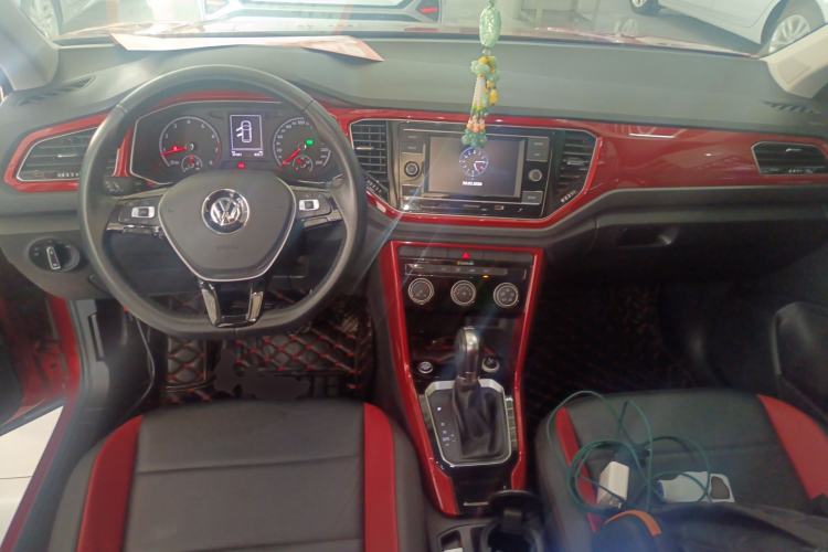 Used Volkswagen T-ROC 2018 280TSI DSG Two-Wheel-Drive Comfort Version China V Standard