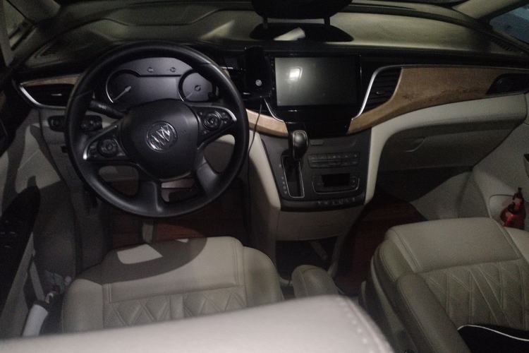 Used Buick GL8 2018 ES 28T Comfort Model China VI Standard