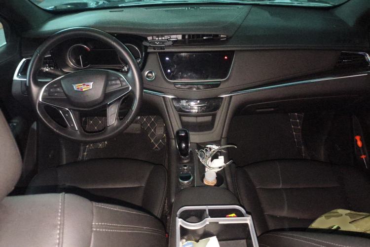 Used Cadillac XT5 2022 2.0T Two-Wheel Drive Luxury Version
