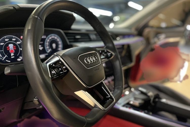 Used Audi e-tron 2021 50 quattro Prestige Edition