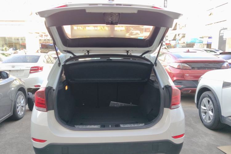 Used BMW X1 2015 sDrive18i Fashion Upgrade Edition
