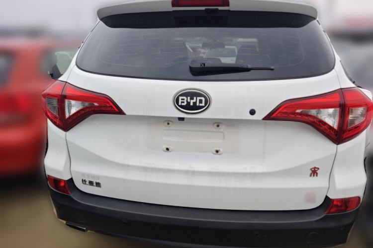 Used BYD Song 2016 GaiShi Edition 1.5TI Manual Elite Model Rear