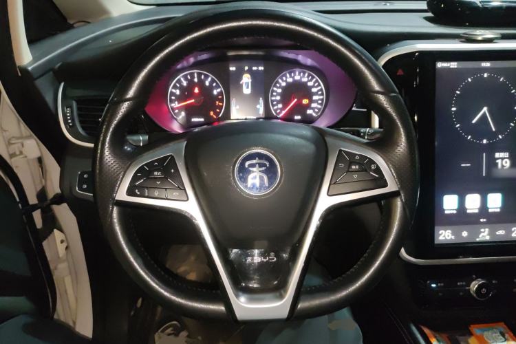 Used BYD Song MAX 2017 1.5T Automatic Smart Connect Elite 7-Seater
