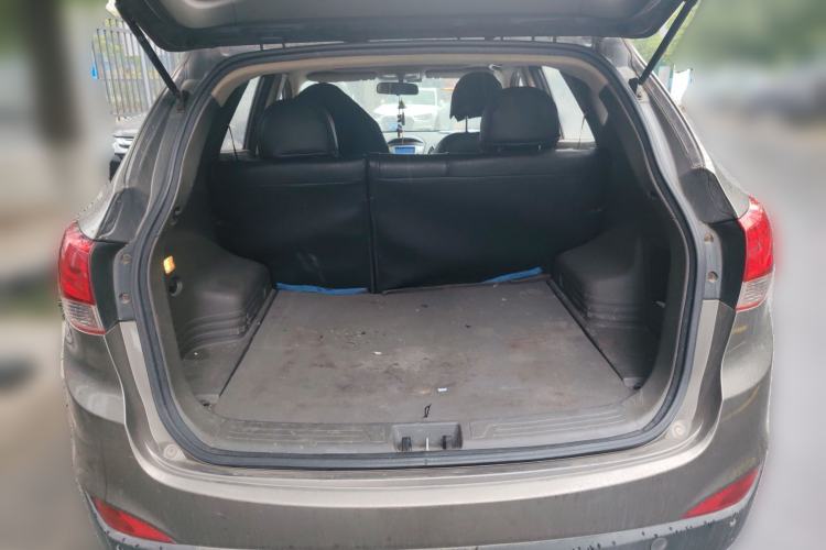 Used Hyundai ix35 2012 2.0L Automatic Two-Wheel Drive Elite Edition GLS
