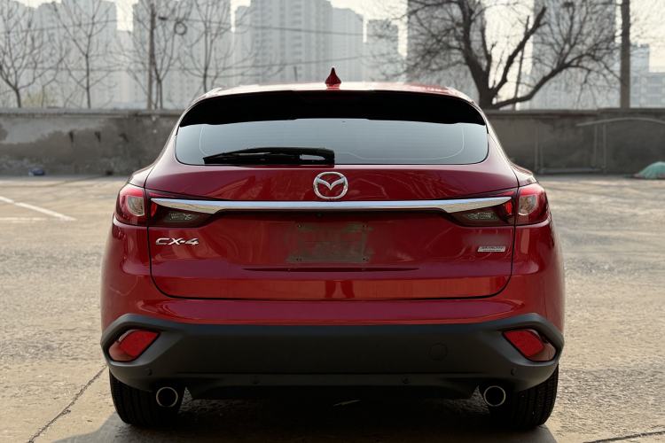 Used Mazda CX-4 2018 2.0L Automatic 2WD Blue Sky Exploration Edition China VI Standard
