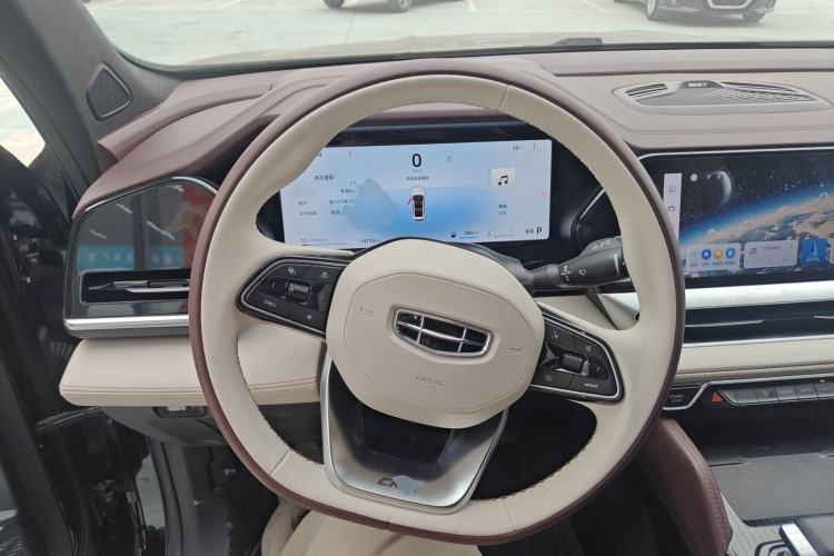 Used Geely Auto Monjaro L 2024 2.0TD High-Power Automatic Two-Wheel Drive Yunqi Version