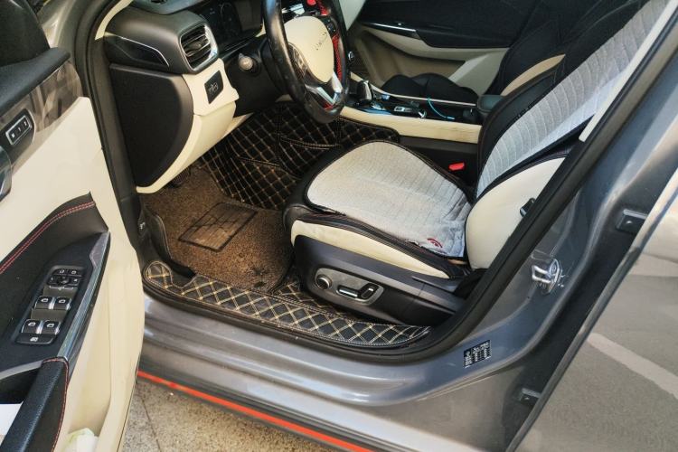 Used Lynk & Co 02 2018 1.5T DCT Two-Wheel Drive Zhaopu Version China V Standard
