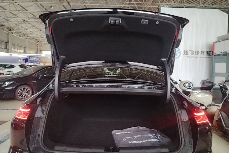 Used Geely Galaxy 8 2025 130km EM-i Flagship Edition