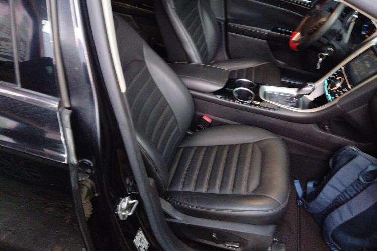 Used Ford Mondeo 2013 1.5L GTDi180 Fashion Edition Right Front Seat