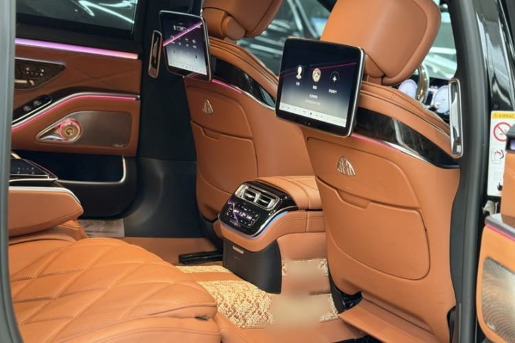 Used Mercedes-Benz Maybach S-Class 2021 S 480 4MATIC Interior 5