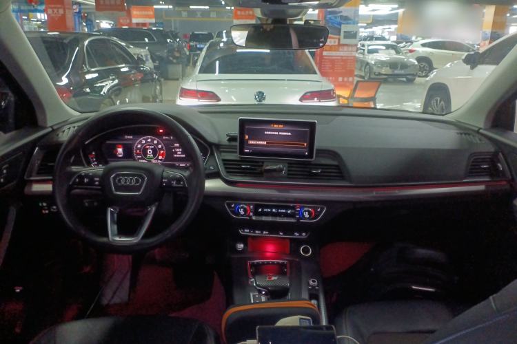 Used Audi Q5L 2018 45 TFSI Prestige Fashion Edition China VI Emission Standard
