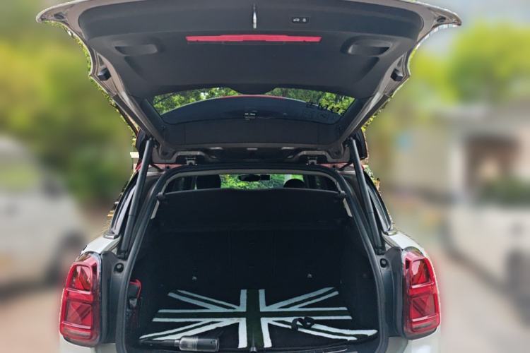 Used MINI Countryman 2017 2.0T COOPER S ALL4 Traveler Trunk