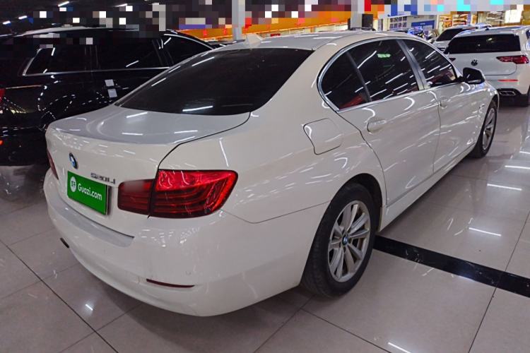 Used BMW 5 Series 2014 520Li Elegant Model
