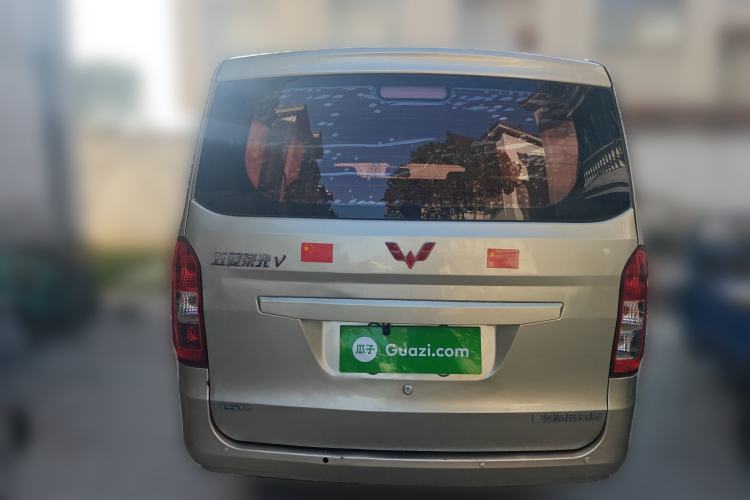 Used Wuling Rongguang V 2016 1.5L Standard Version Rear