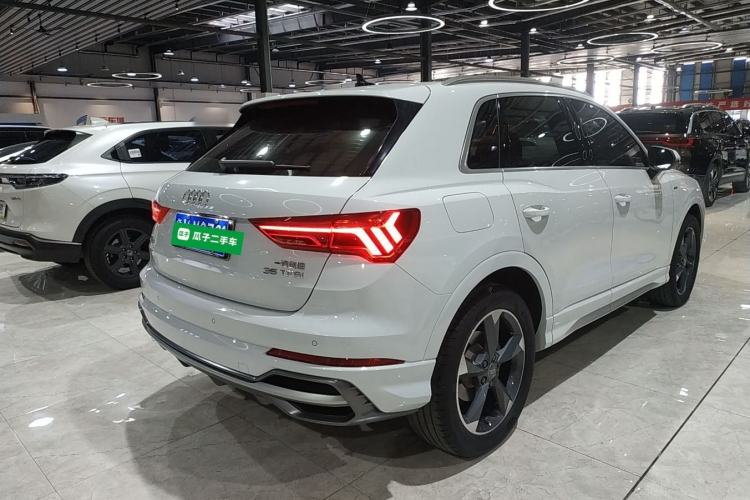 Used Audi Q3 2020 35 TFSI Fashion Dynamic Model