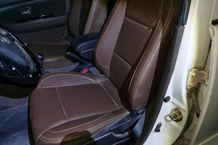 Used FAW Senya S80 2015 1.5L Manual 7-Seater Urban Edition
