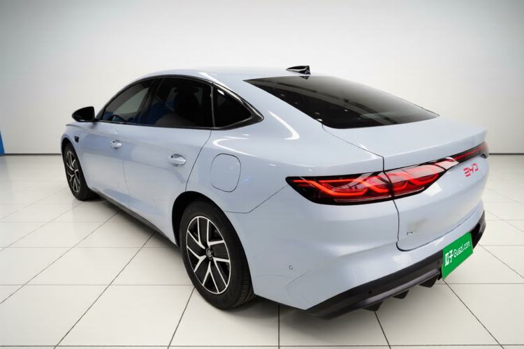 Used BYD Qin L 2025 DM-i Smart Drive 120KM Superior Model
