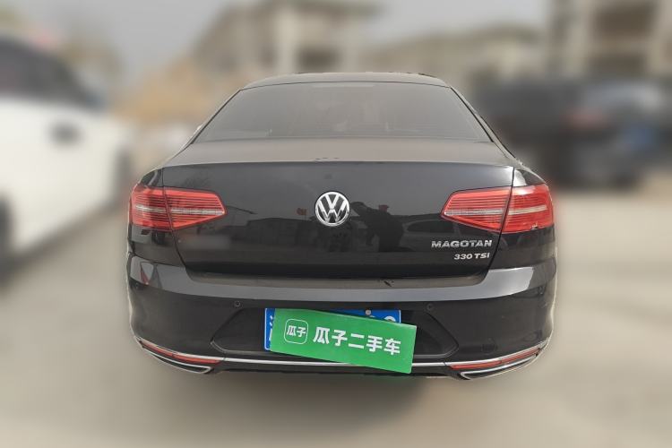 Used Volkswagen Magotan 2018 330TSI DSG Luxury Model Rear