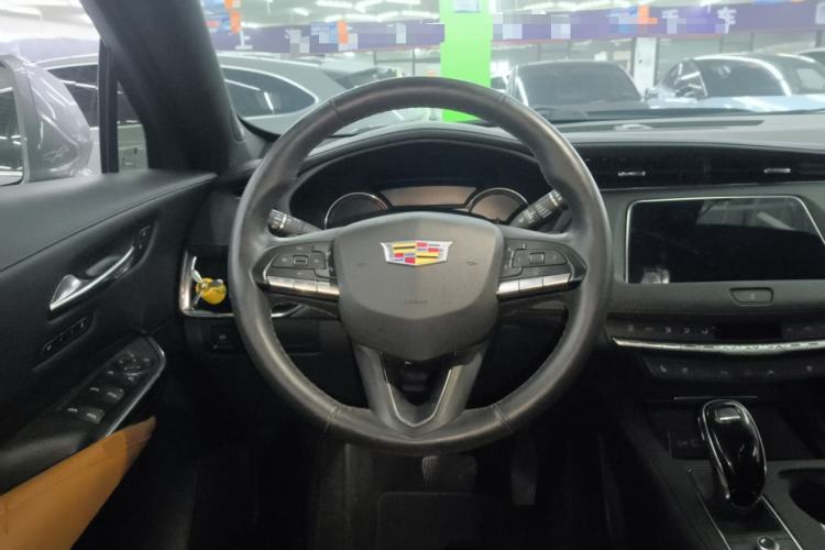 Used Cadillac XT4 2023 28T Two-Wheel Drive Prestige Version