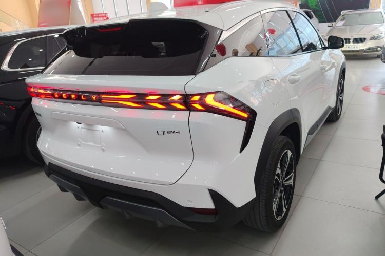 Used Geely Galaxy L7 2025 EM-i 115km Exploration+ Edition
